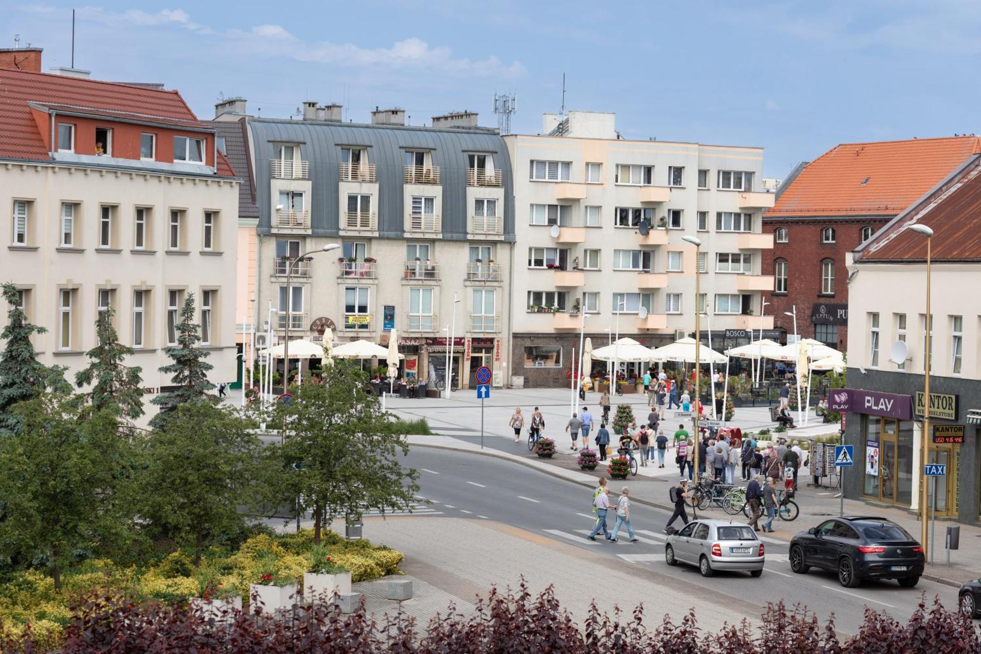 Plac Slowianski Apartments With Balcony Swinoujscie Center By Noclegi Renters Exterior photo