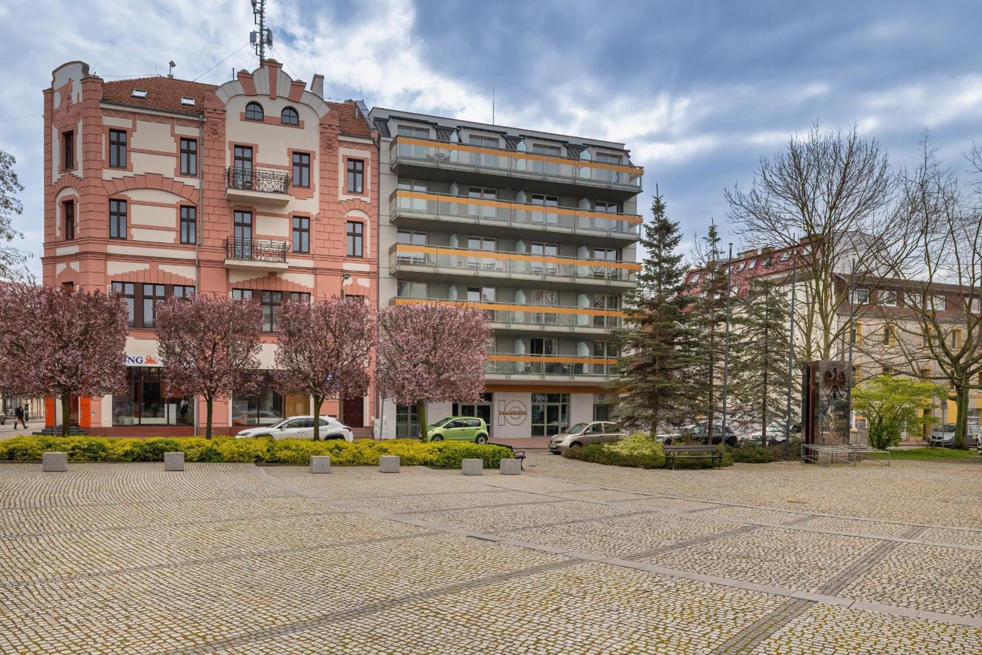 Plac Slowianski Apartments With Balcony Swinoujscie Center By Noclegi Renters Exterior photo